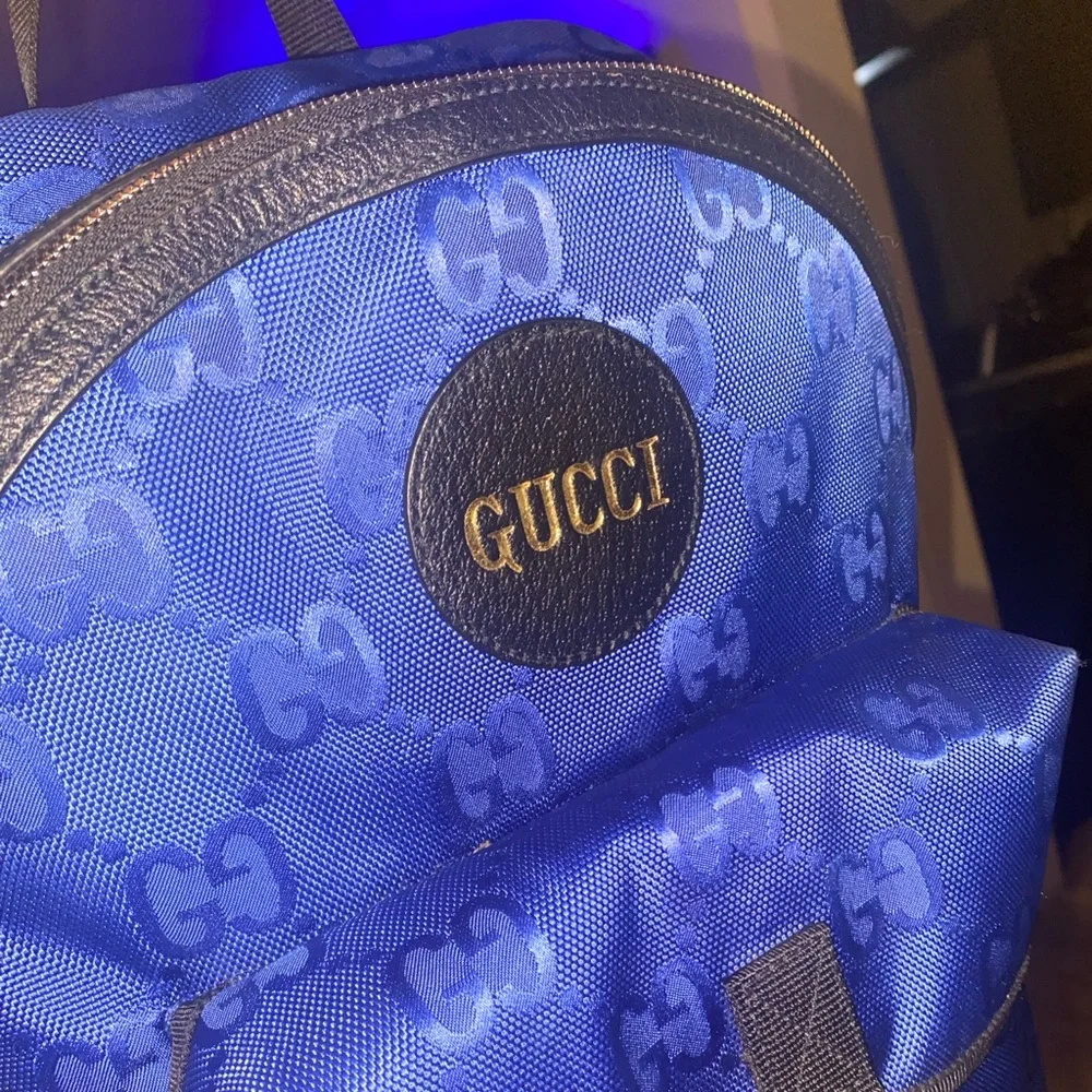 Gucci backpack 10/10 condition - Picture 2 of 3